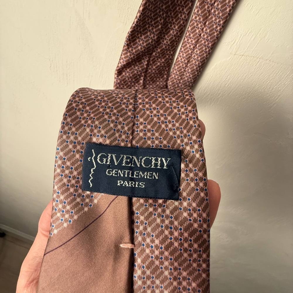 Authentic Givenchy Mauve Abstract Patterned Silk … - image 2